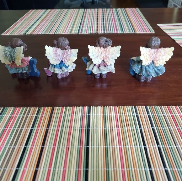 4 angels spelling I love you - Picture 2 of 2